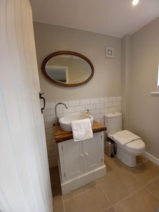 Cosy 2 Bed Cottage Between Snowdonia And The Sea Llandegai Luaran gambar